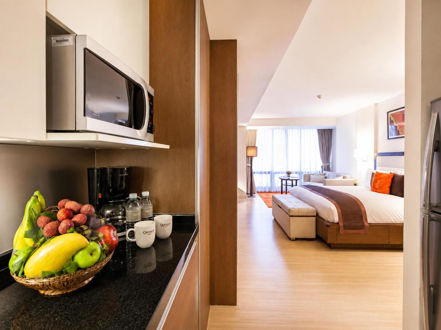 Executive Studio