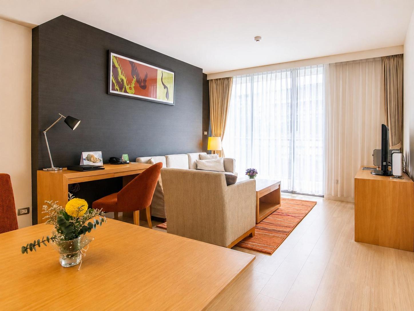 One-Bedroom Suite